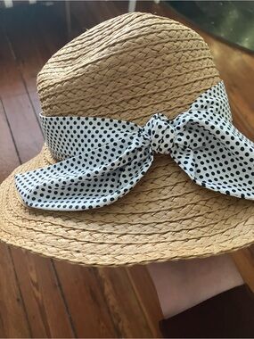 Hat Attack women's tan straw paper polka dot ribbon bow sun hat